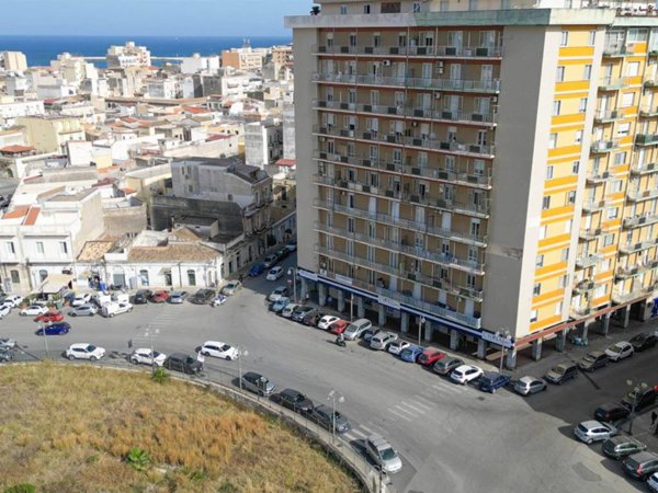 negozio in vendita a Siracusa in zona Centro Città