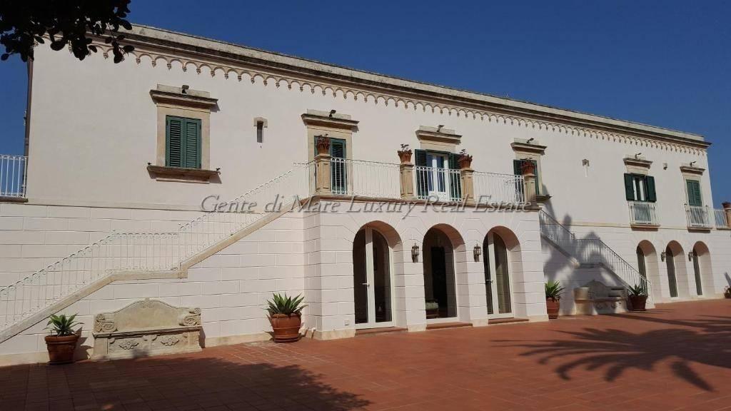 casa indipendente in vendita a Siracusa in zona Isola / Plemmirio