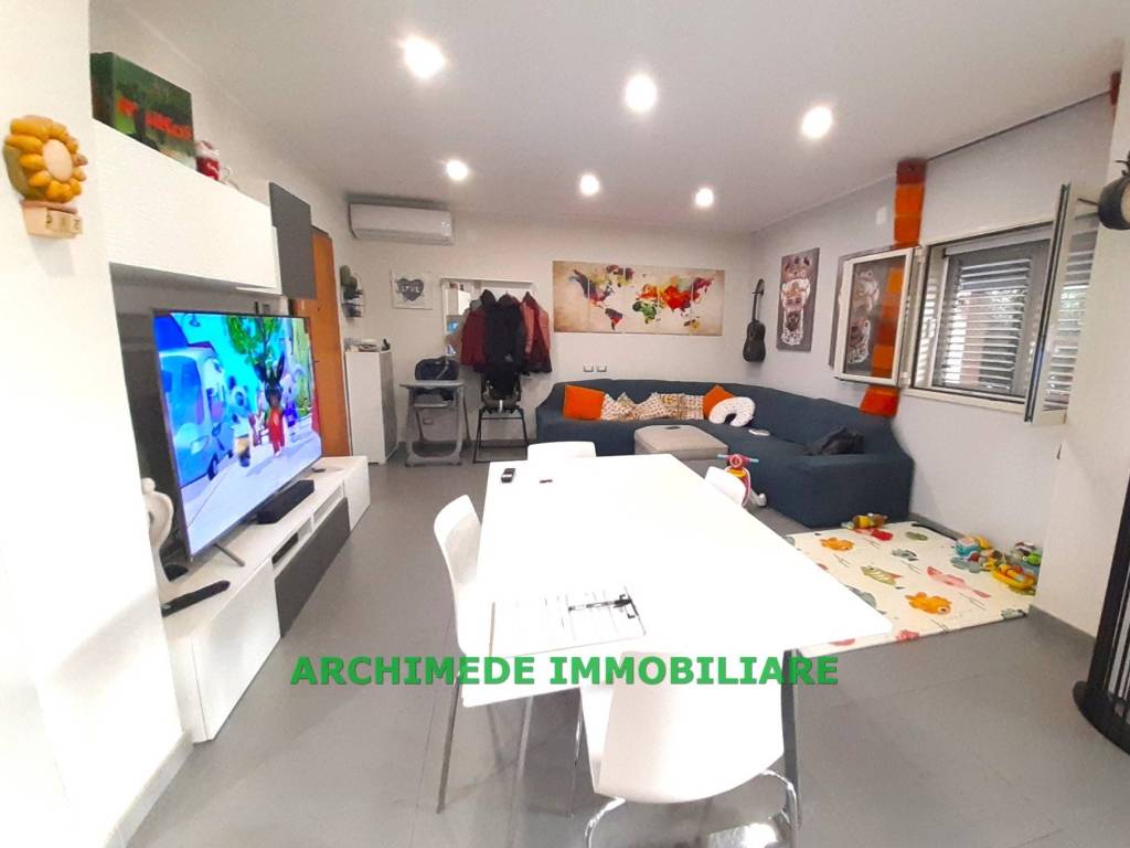 casa indipendente in vendita a Siracusa in zona Belvedere