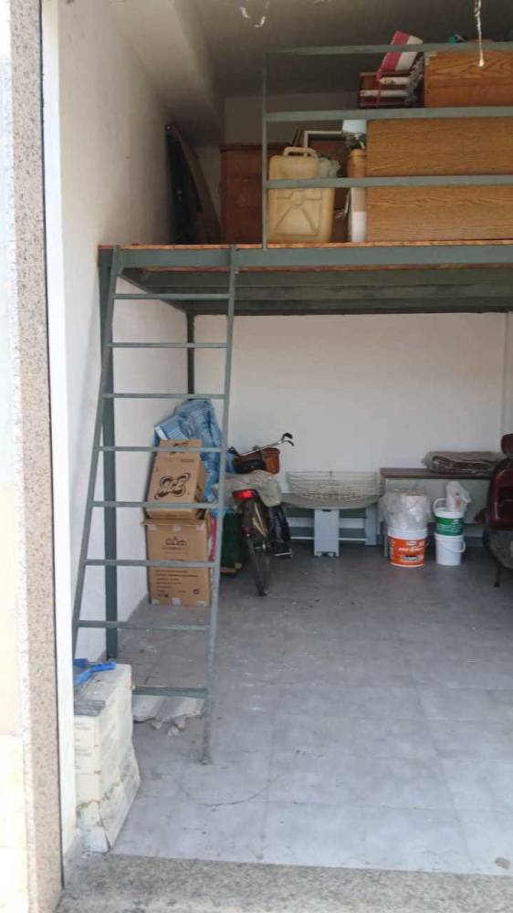 locale di sgombero in vendita a Siracusa