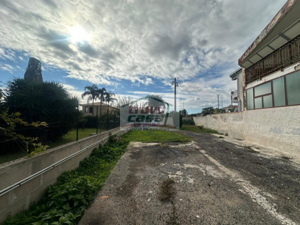 casa indipendente in vendita a Siracusa in zona Isola / Plemmirio