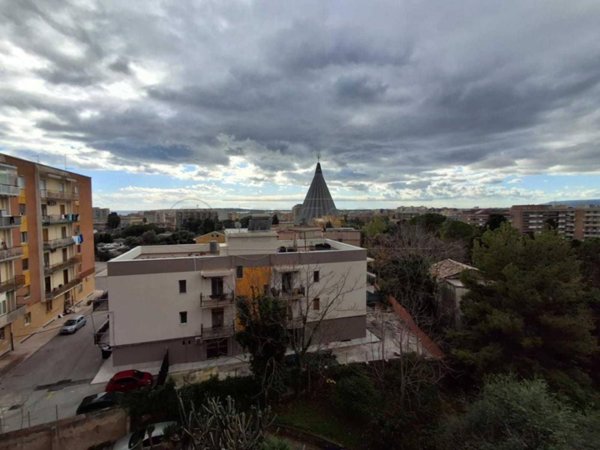 appartamento in vendita a Siracusa in zona Borgata