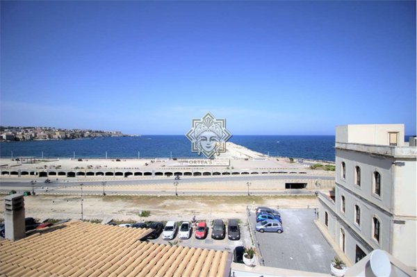 appartamento in vendita a Siracusa in zona Isola Ortigia
