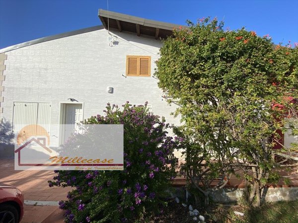 casa indipendente in vendita a Siracusa in zona Scala Greca