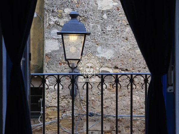 appartamento in vendita a Siracusa in zona Isola Ortigia