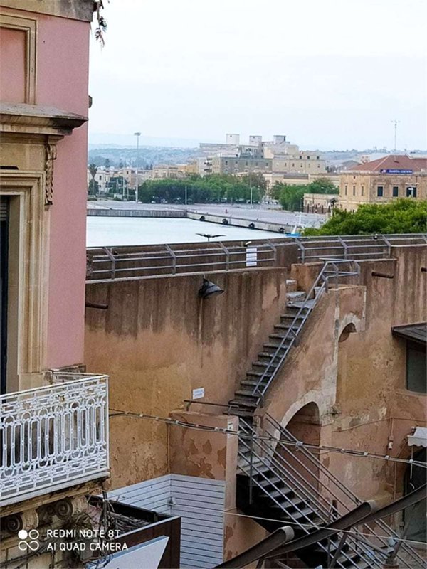 casa indipendente in vendita a Siracusa in zona Isola Ortigia