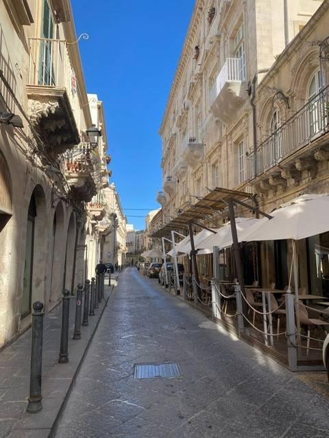 appartamento in vendita a Siracusa in zona Isola Ortigia
