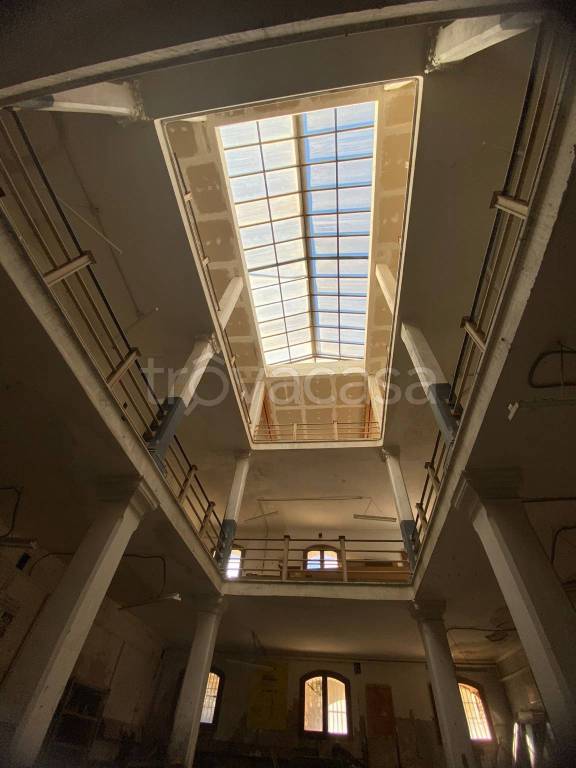 negozio in vendita a Siracusa in zona Isola Ortigia