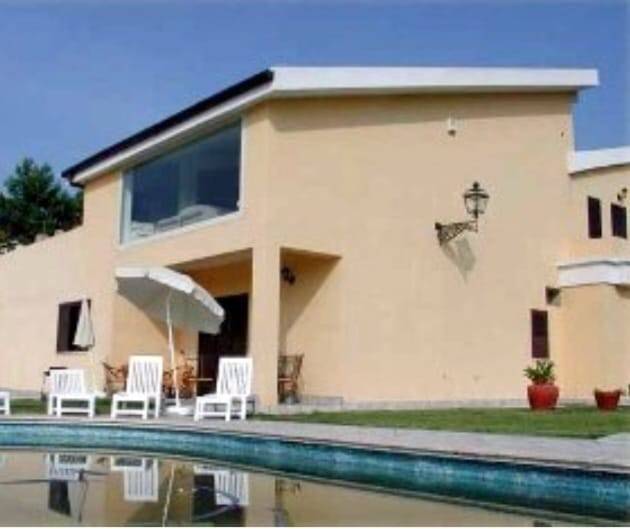 intera palazzina in vendita a Siracusa in zona Belvedere