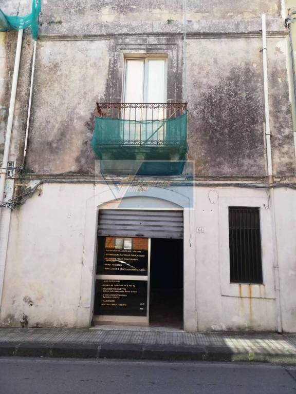 negozio in vendita a Siracusa in zona Belvedere