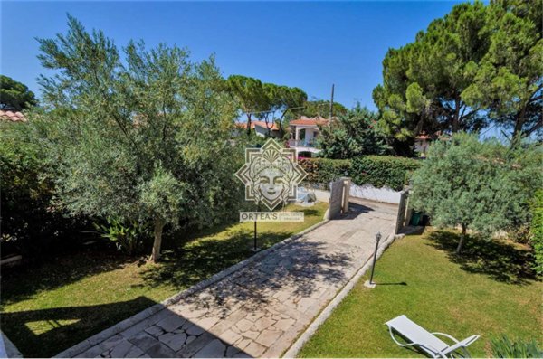 casa indipendente in vendita a Siracusa in zona Fontane Bianche