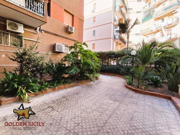 appartamento in vendita a Siracusa in zona Grottasanta