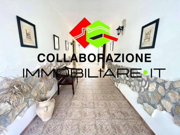 casa indipendente in vendita a Siracusa in zona Borgata