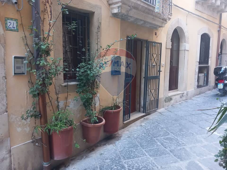 appartamento in vendita a Siracusa in zona Isola Ortigia