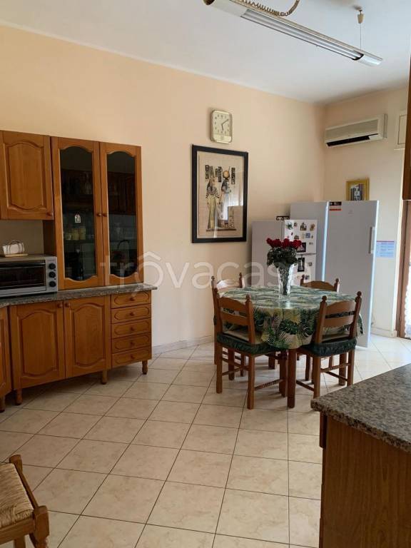 appartamento in vendita a Siracusa in zona Grottasanta