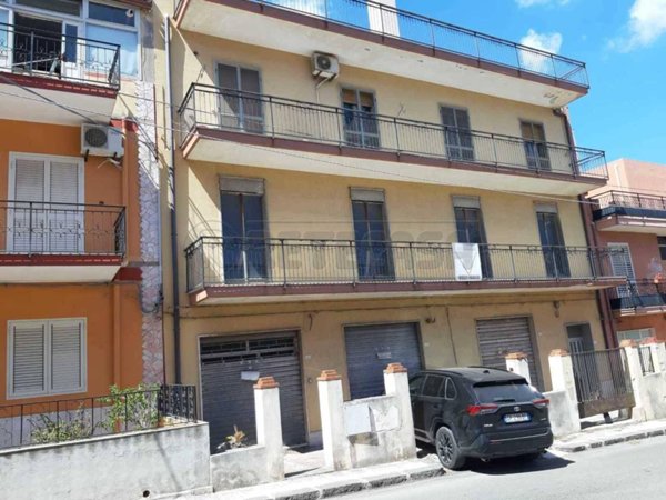 casa indipendente in vendita a Siracusa in zona Belvedere