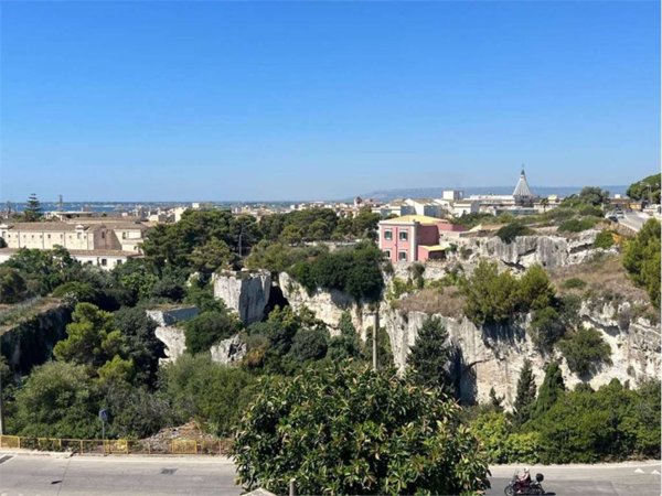 appartamento in vendita a Siracusa in zona Grottasanta