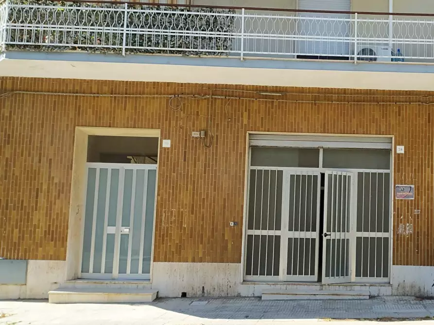 negozio in vendita a Siracusa in zona Grottasanta