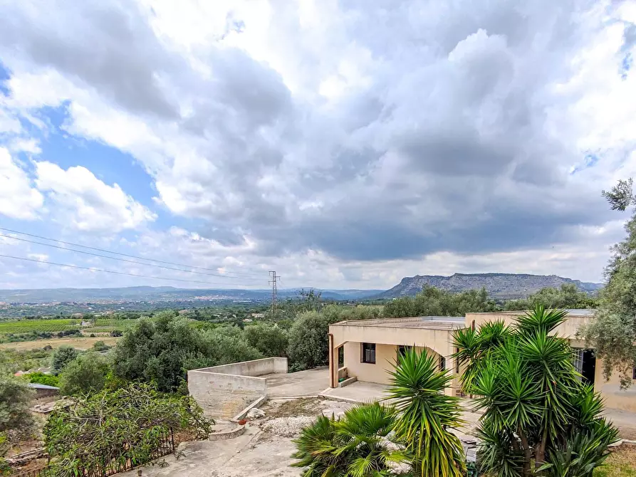 casa indipendente in vendita a Siracusa in zona Belvedere