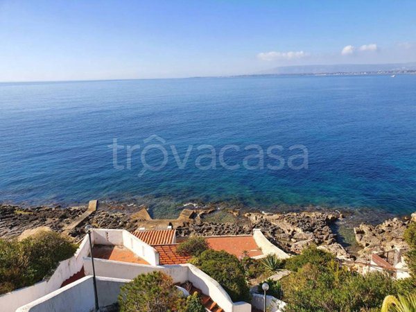 casa indipendente in vendita a Siracusa in zona Borgata