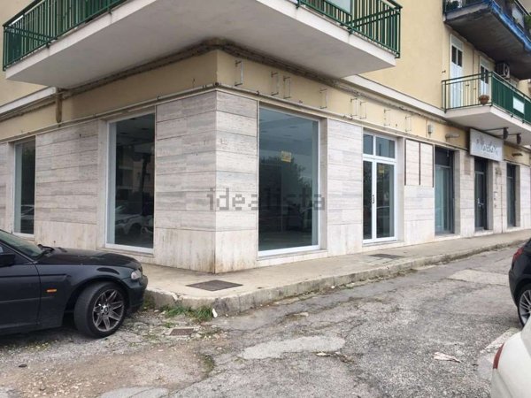 locale commerciale in vendita a Siracusa in zona Scala Greca