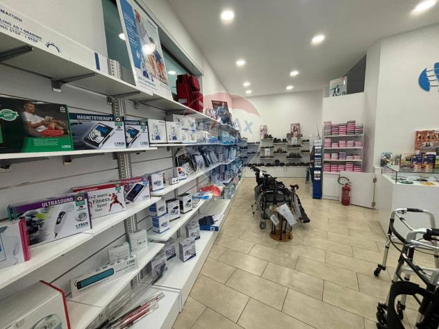 negozio in vendita a Siracusa in zona Centro Città