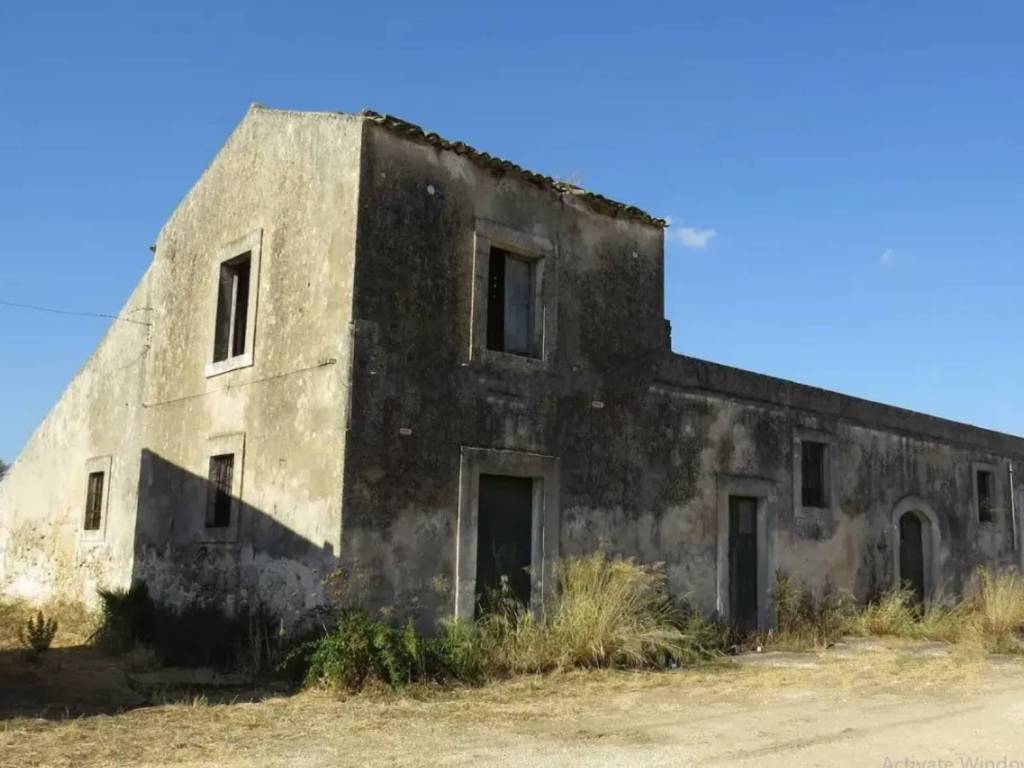 casa indipendente in vendita a Siracusa in zona Belvedere