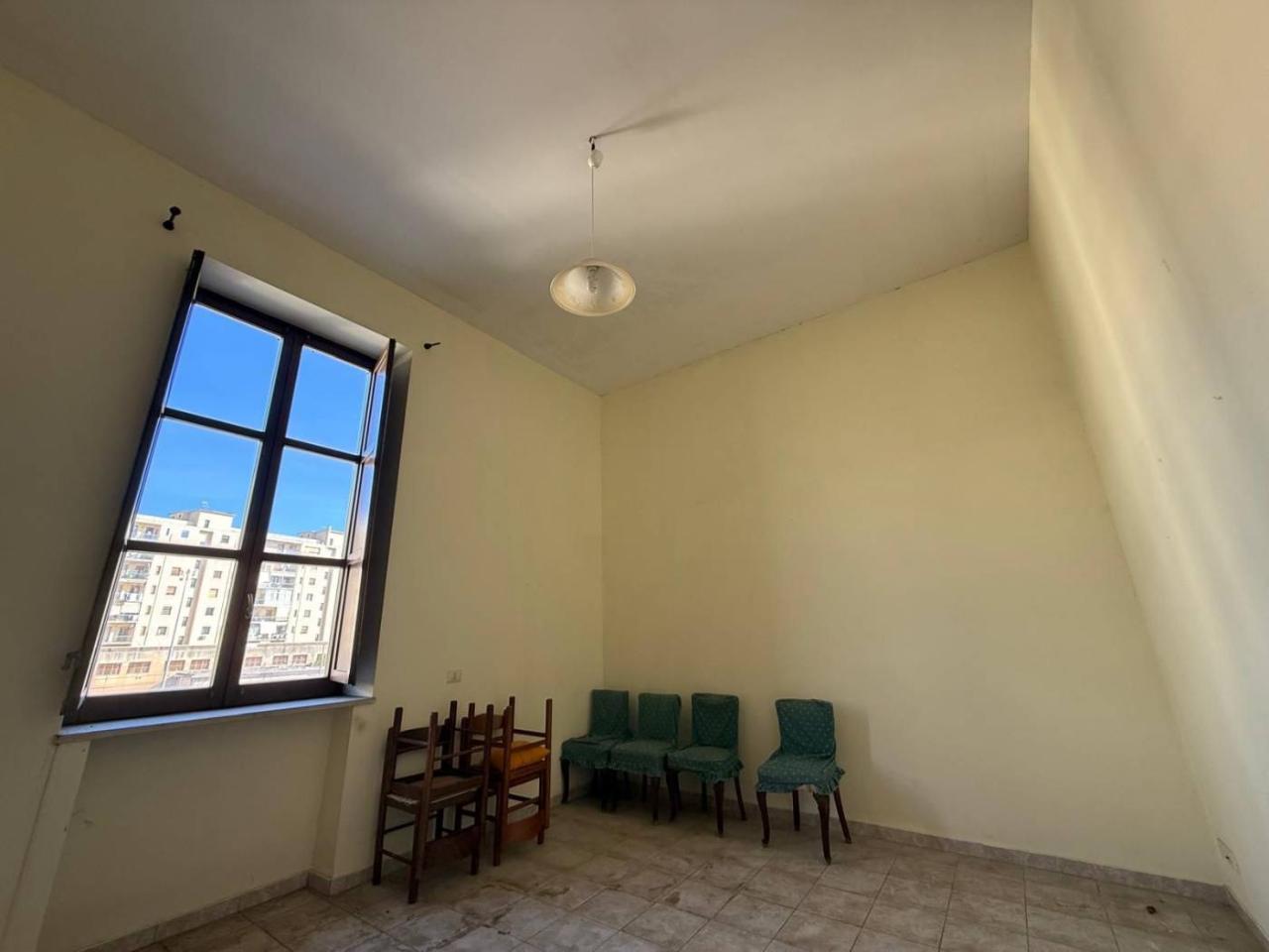 appartamento in vendita a Siracusa in zona Centro Città
