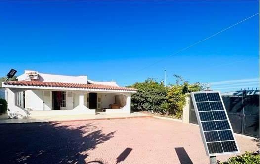 casa indipendente in vendita a Siracusa in zona Fontane Bianche