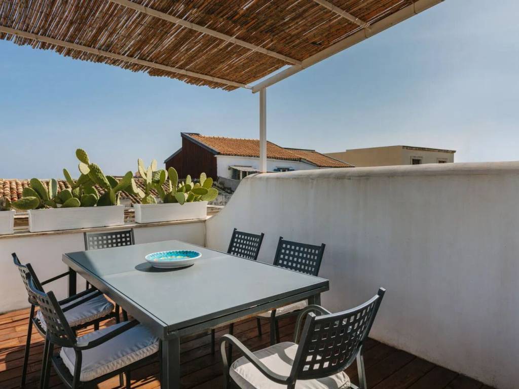 appartamento in vendita a Siracusa in zona Isola Ortigia