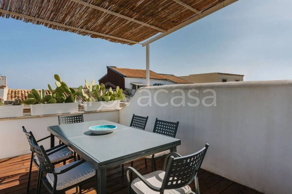 appartamento in vendita a Siracusa in zona Isola Ortigia