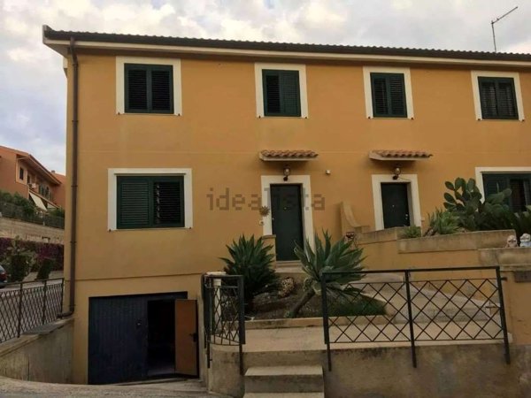 appartamento in vendita a Siracusa in zona Belvedere