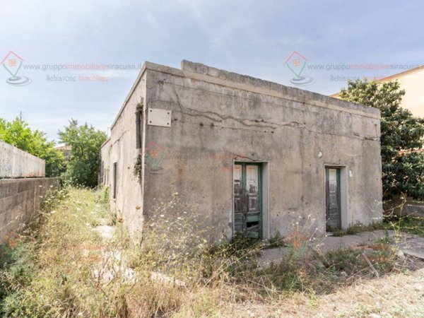 casa indipendente in vendita a Siracusa in zona Scala Greca