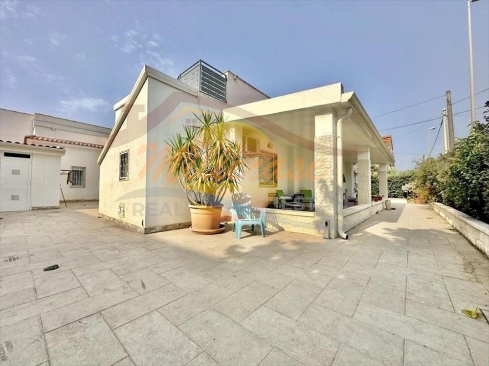 casa indipendente in vendita a Siracusa in zona Scala Greca