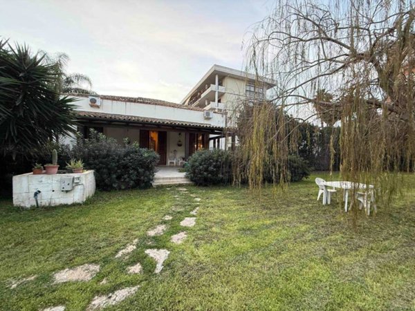 casa indipendente in vendita a Siracusa in zona Scala Greca