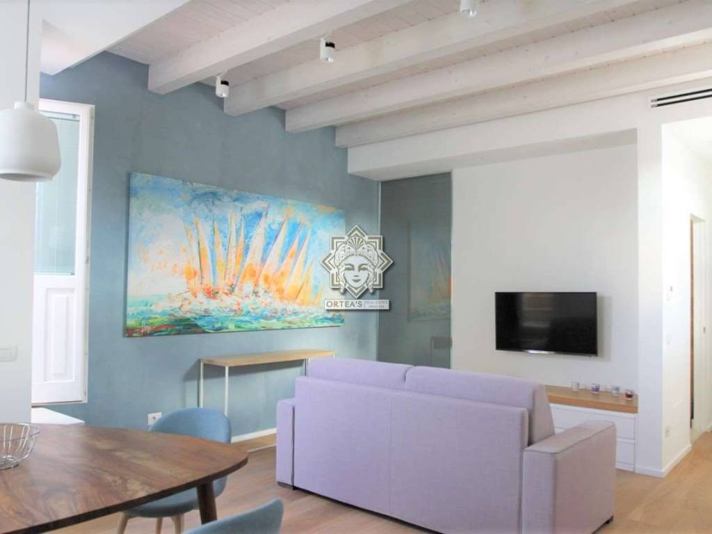 intera palazzina in vendita a Siracusa in zona Isola Ortigia
