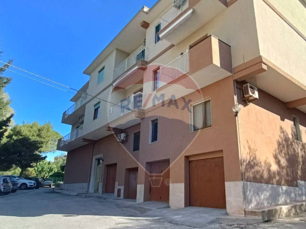 appartamento in vendita a Siracusa in zona Borgata