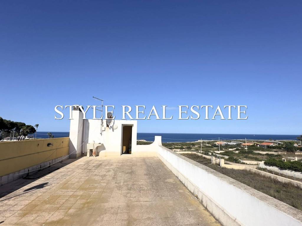 appartamento in vendita a Siracusa in zona Isola / Plemmirio