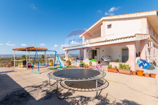 appartamento in vendita a Siracusa in zona Targia