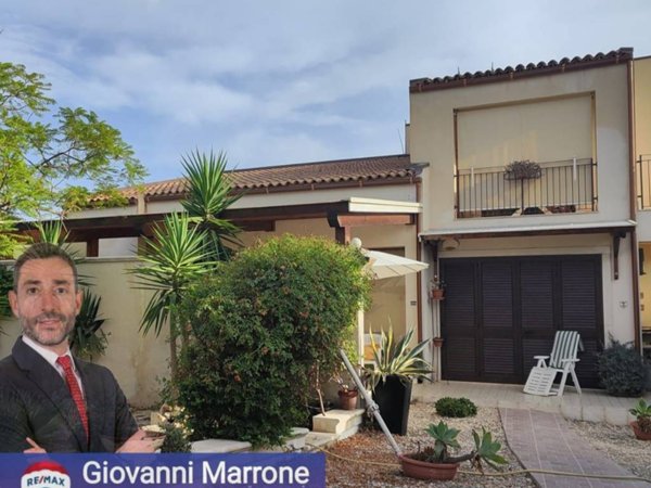 casa indipendente in vendita a Siracusa in zona Isola / Plemmirio