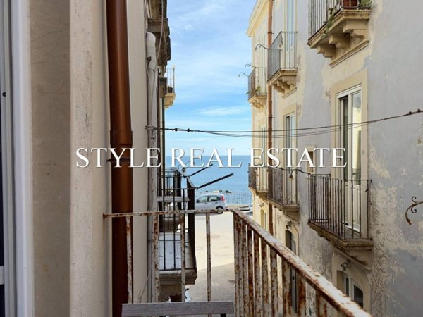 appartamento in vendita a Siracusa in zona Isola Ortigia