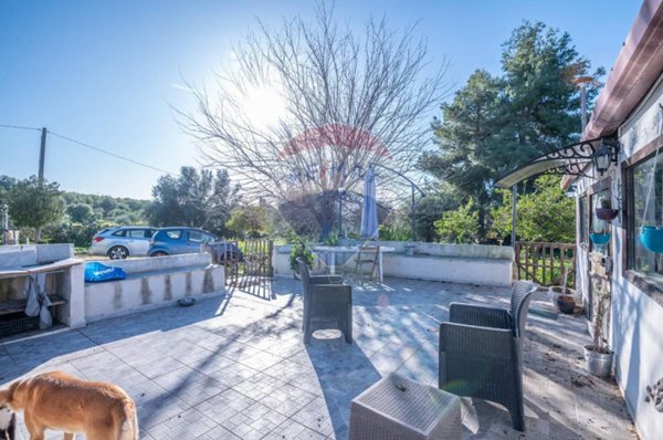 casa indipendente in vendita a Siracusa in zona Centro Città