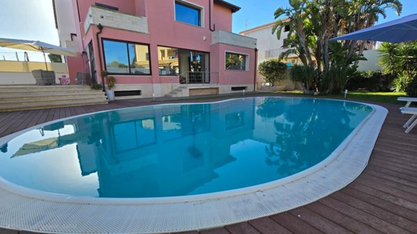 casa indipendente in vendita a Siracusa in zona Epipoli