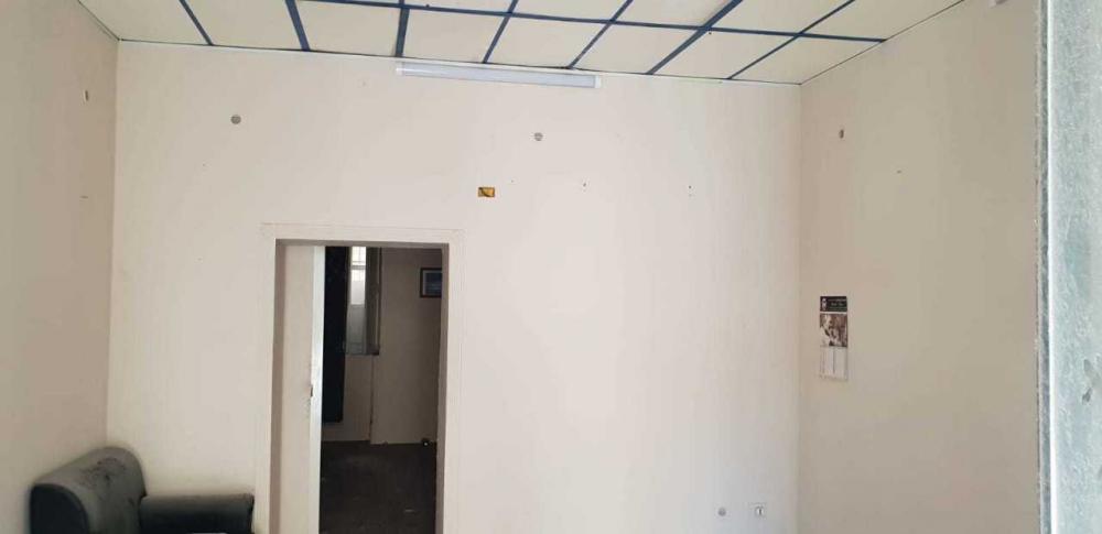 negozio in vendita a Siracusa in zona Borgata