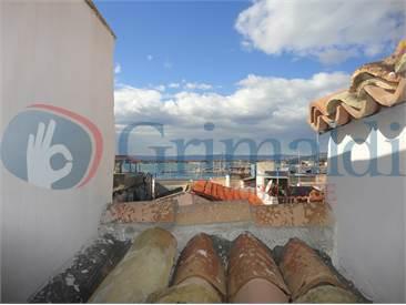 casa indipendente in vendita a Siracusa in zona Isola Ortigia