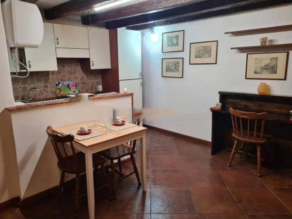 appartamento in vendita a Siracusa in zona Isola Ortigia