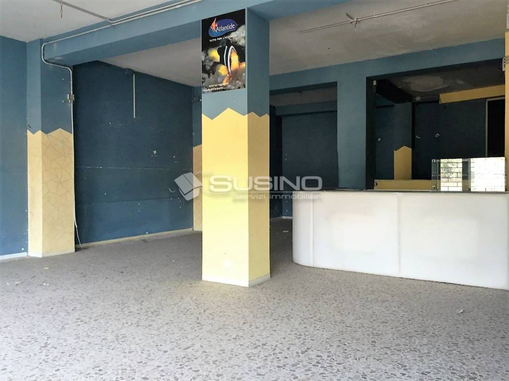 negozio in vendita a Siracusa in zona Centro Città