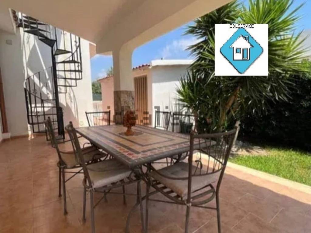 casa indipendente in vendita a Siracusa in zona Arenella