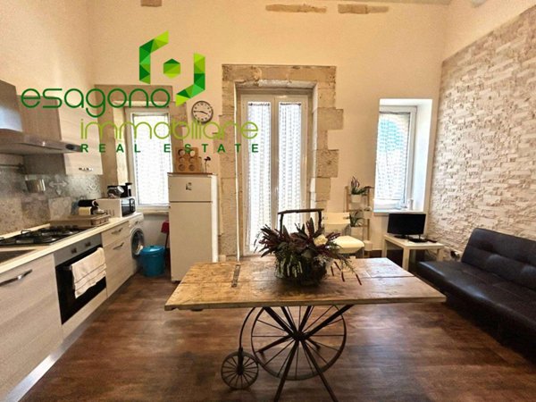 appartamento in vendita a Siracusa in zona Isola Ortigia