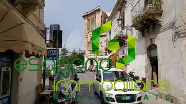 appartamento in vendita a Siracusa in zona Isola Ortigia